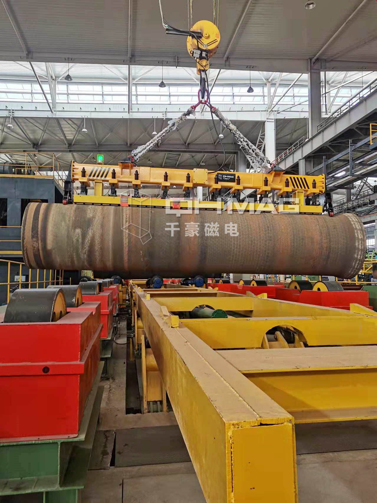 吊鋼管專用吊具,鋼管吊具,電永磁吊具，千豪