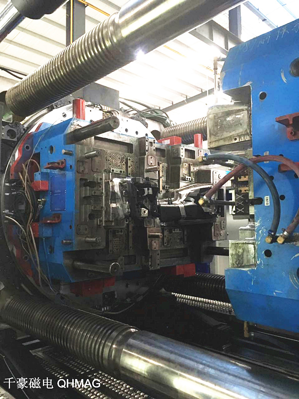 千豪磁力鎖?？焖贀Q模系統(tǒng)